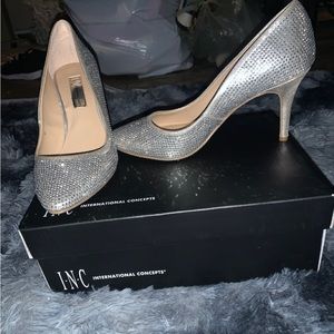 INC international concepts heels